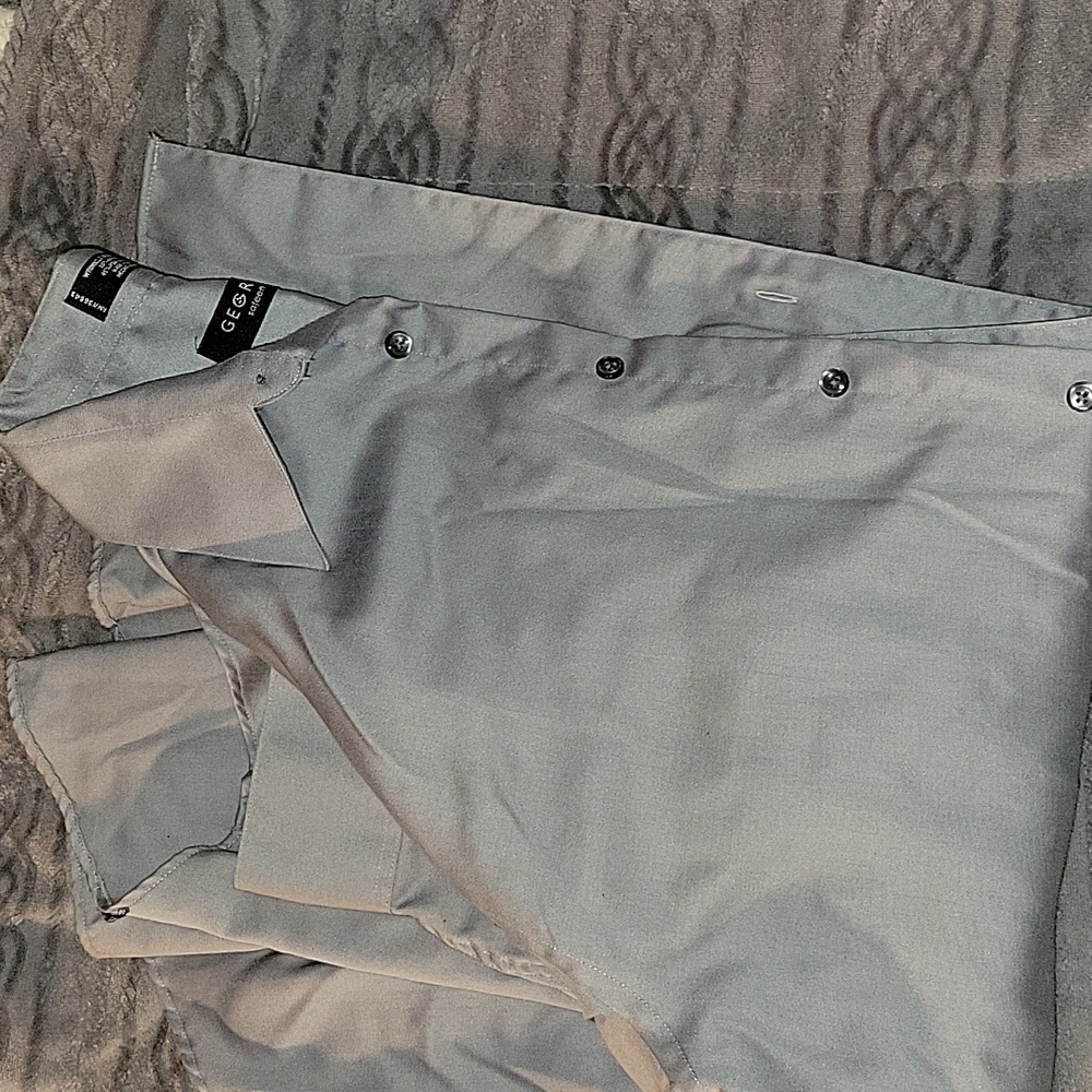 Men's  dress shirt